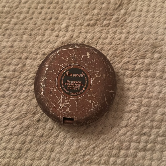 Bronzer - Picture 2 of 2